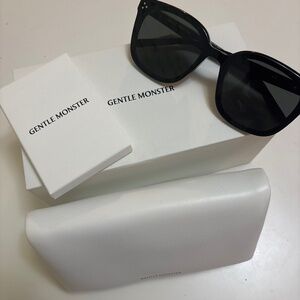 Gentle Monster BY01 sunglasses